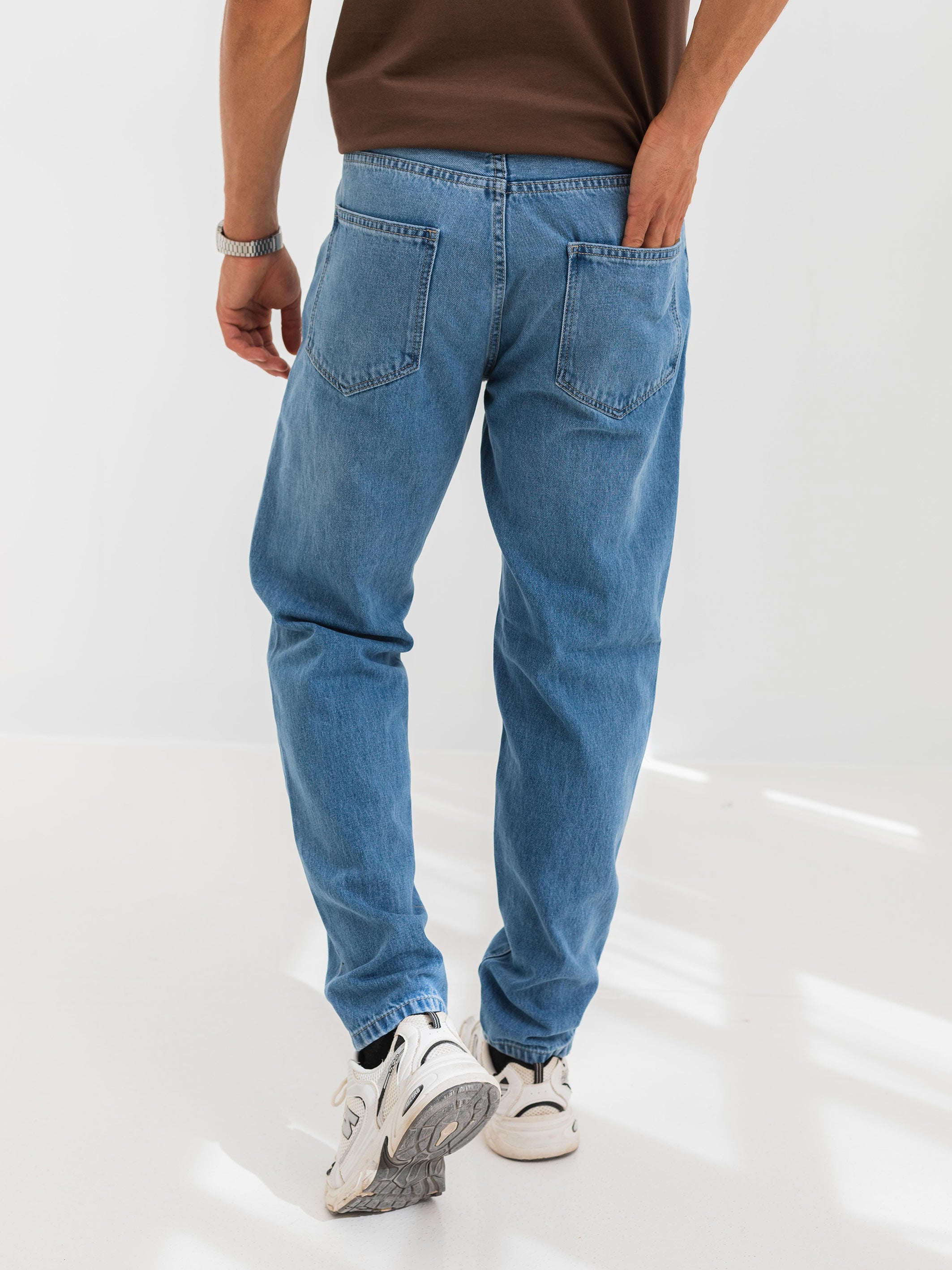 BOYFRIEND FIT JEANS - Medium Blue