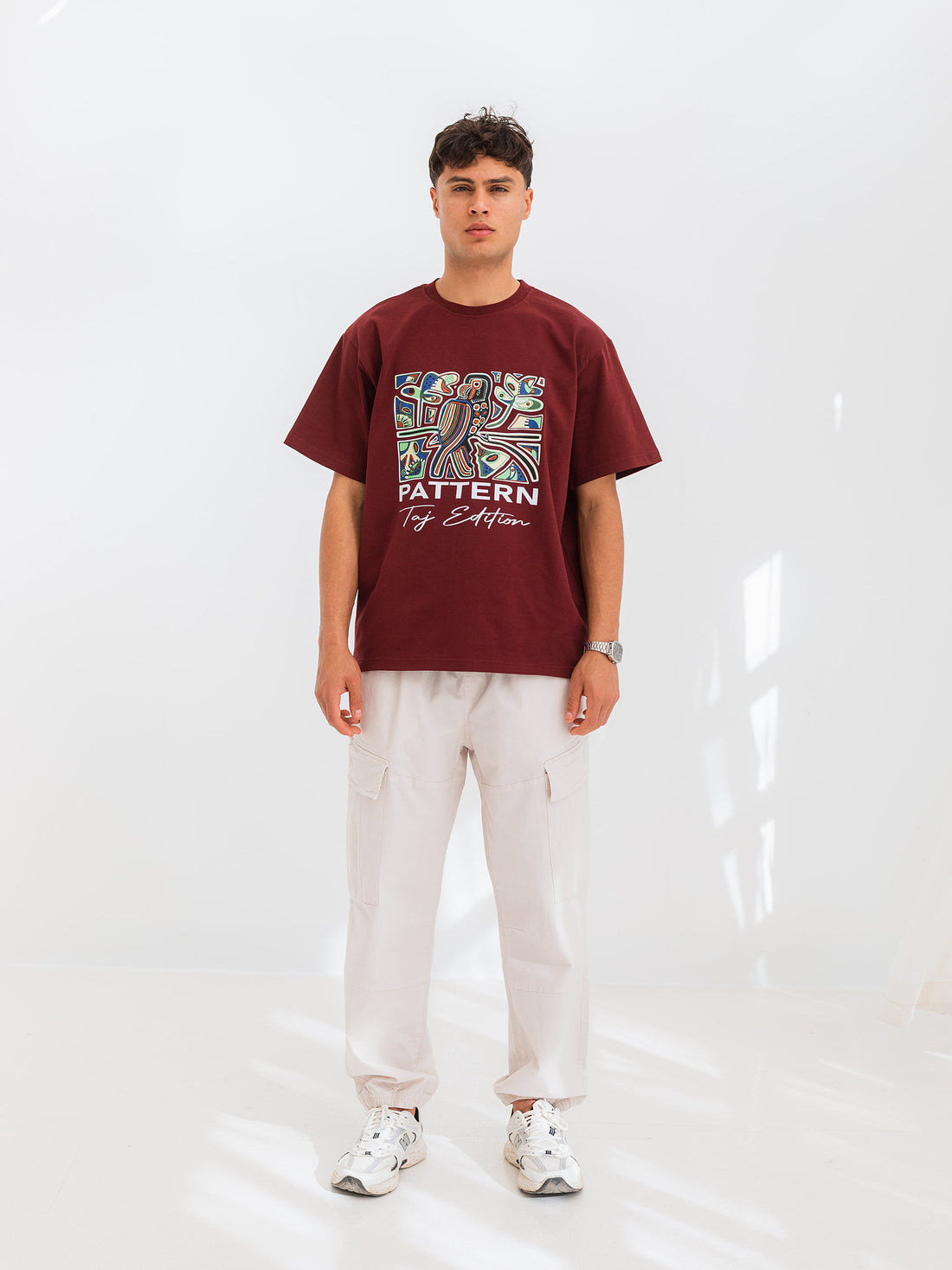 RELAXED PRINTED TEE PATTERN - Burgundy