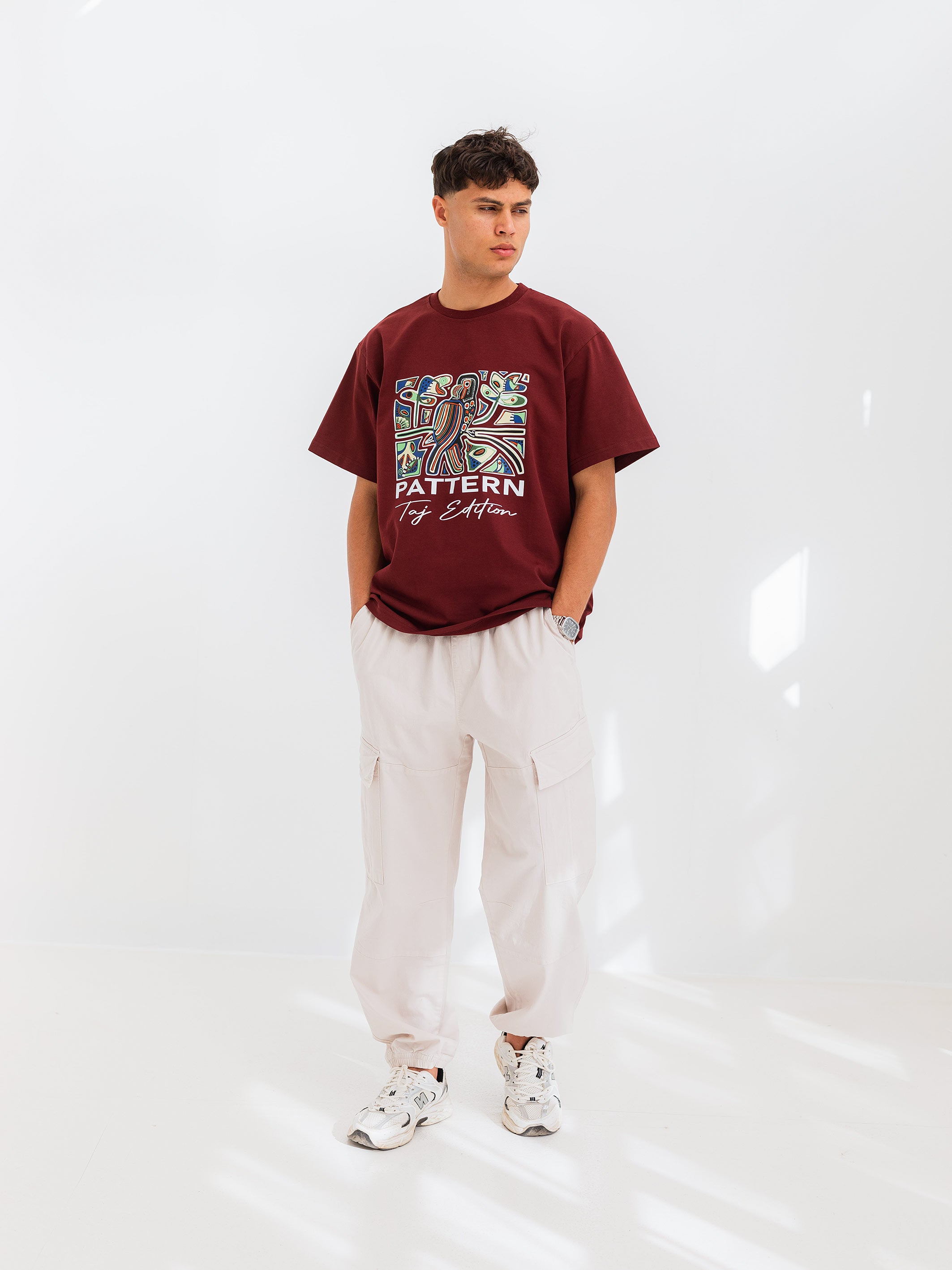 RELAXED PRINTED TEE PATTERN - Burgundy
