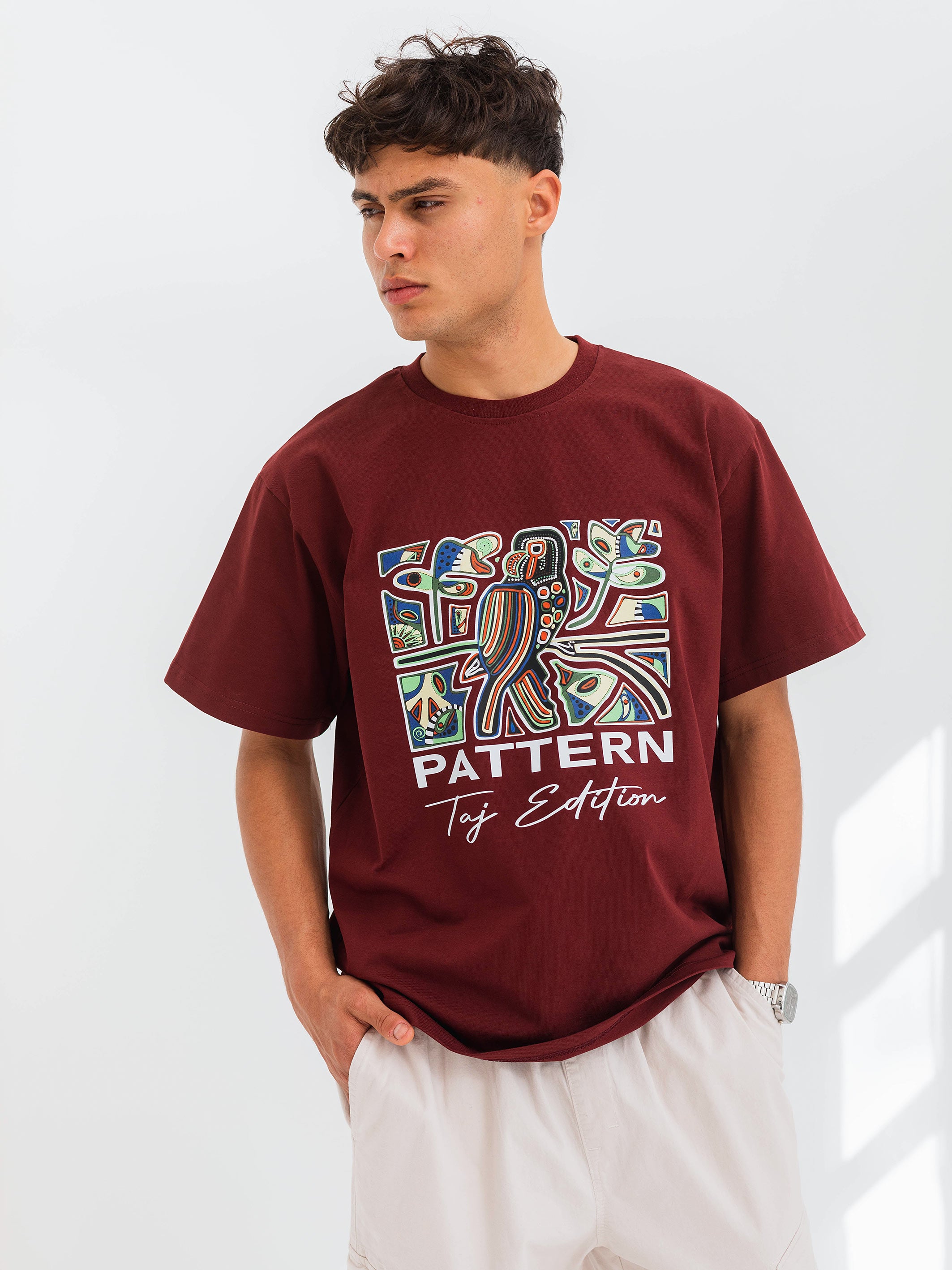 RELAXED PRINTED TEE PATTERN - Burgundy