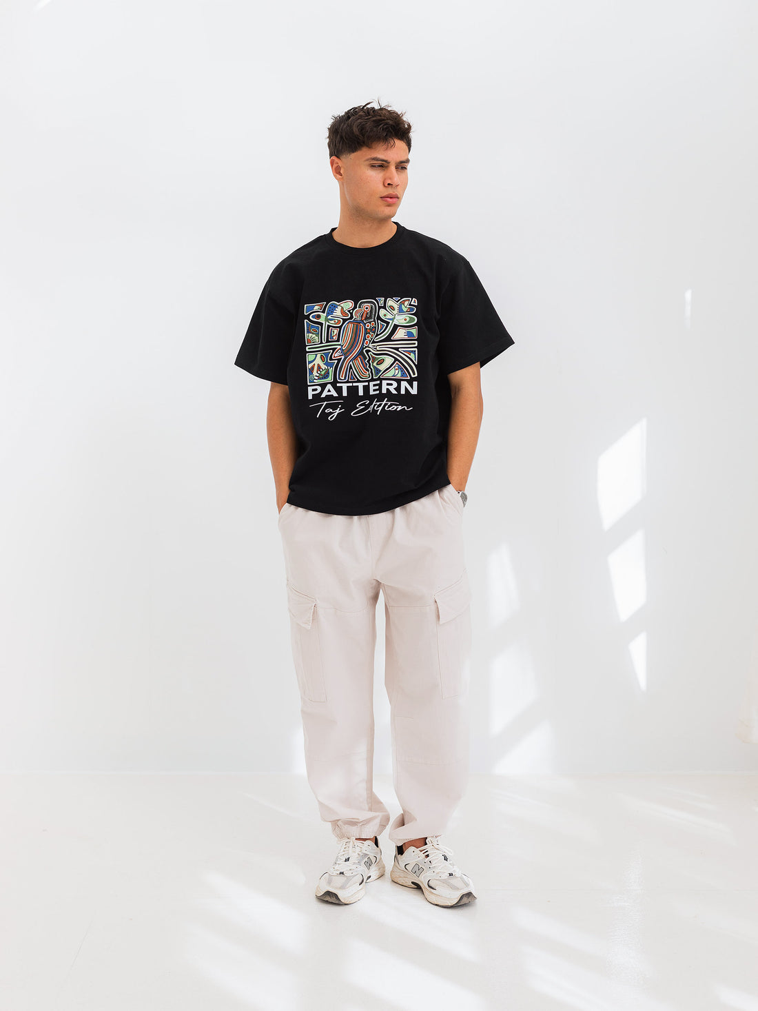 RELAXED PRINTED TEE PATTERN - Black