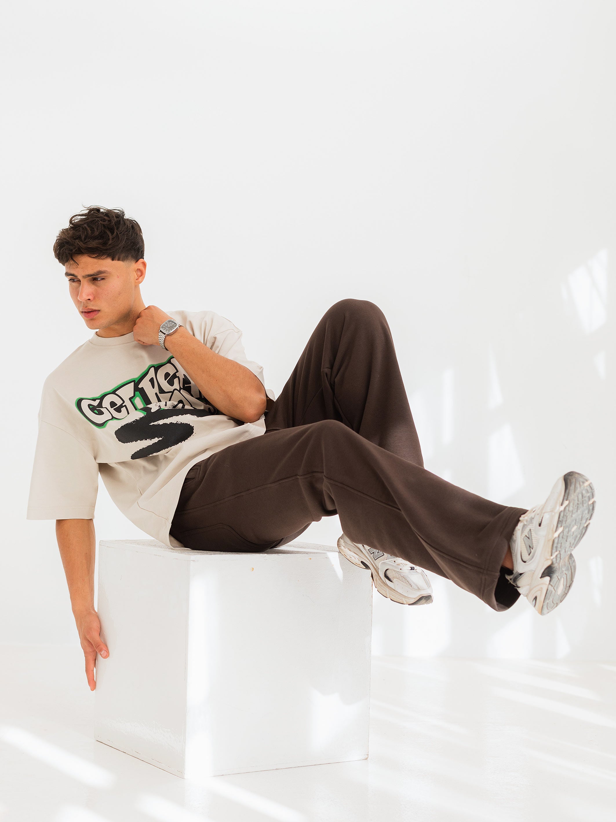 OVERSIZED GRAFFITI PRINTED TEE  GET READY - Beige