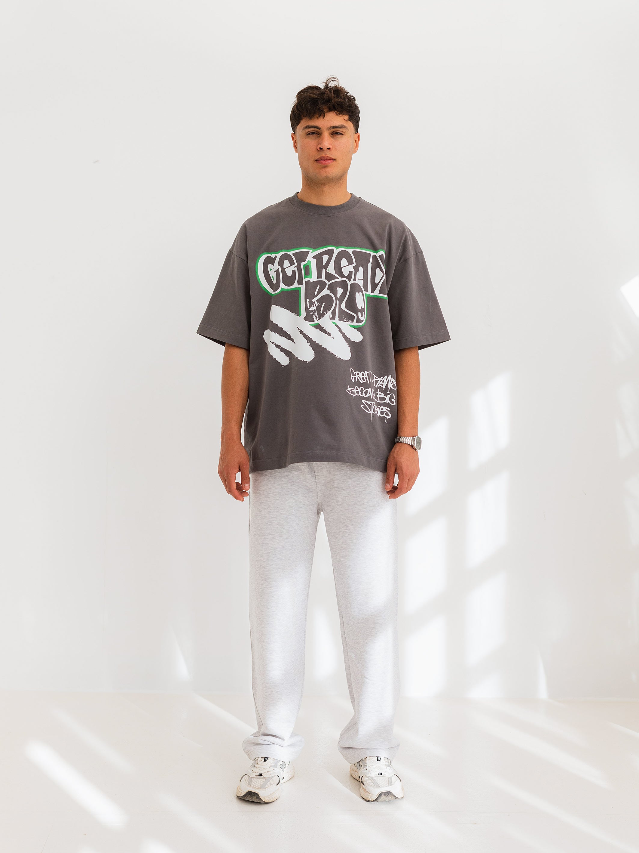 OVERSIZED GRAFFITI PRINTED TEE  GET READY - Grey