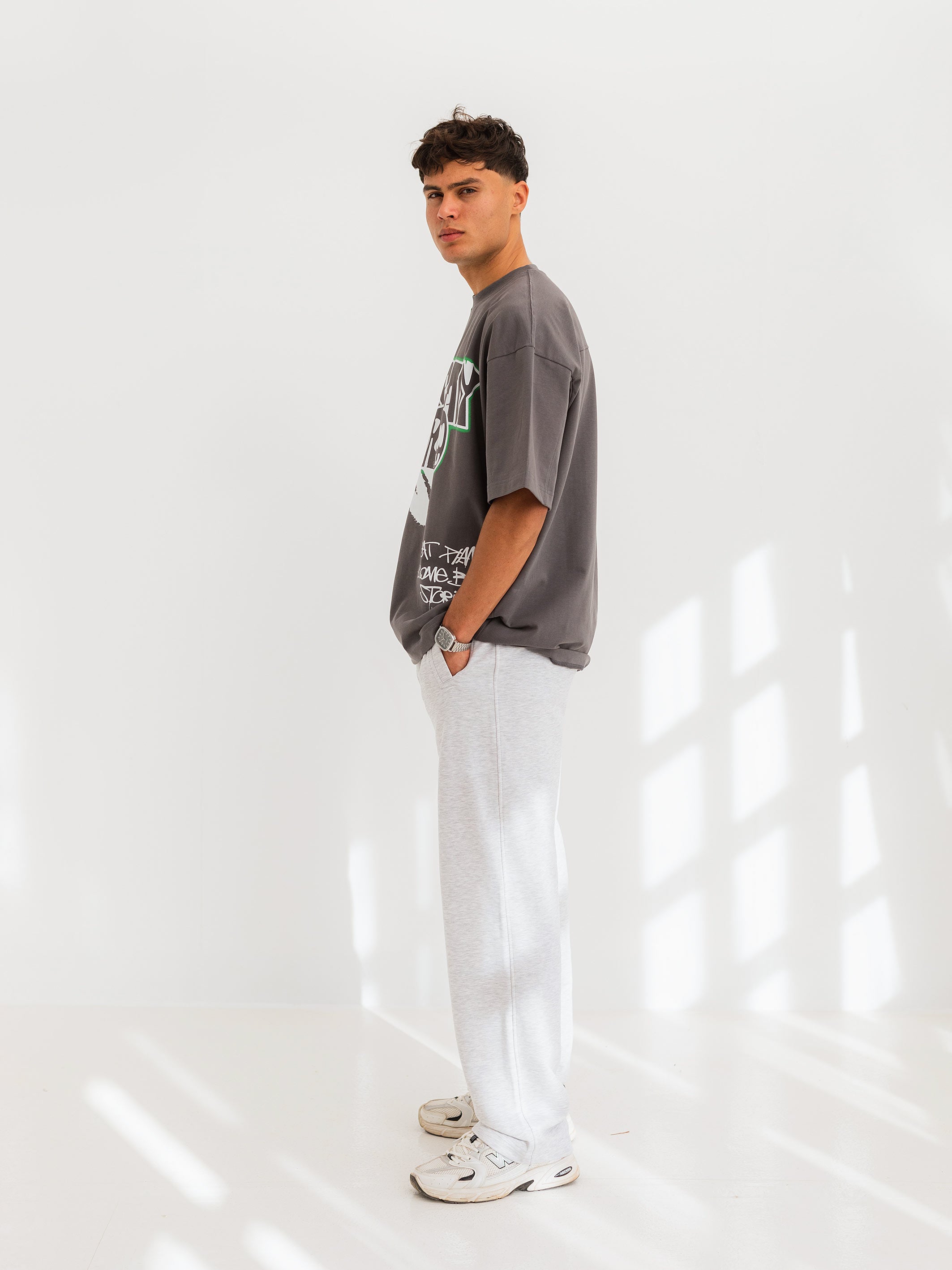 OVERSIZED GRAFFITI PRINTED TEE  GET READY - Grey