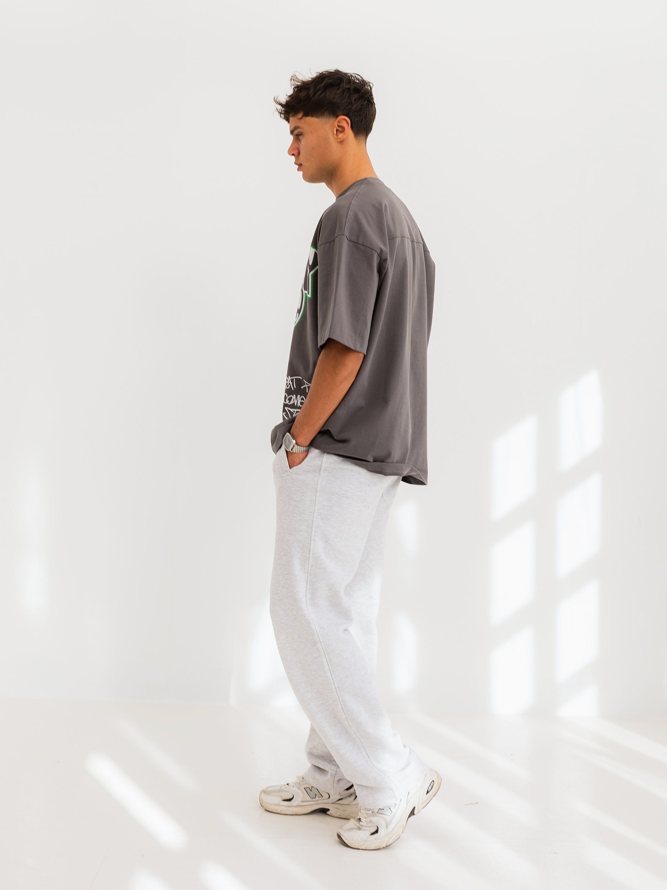 OVERSIZED GRAFFITI PRINTED TEE  GET READY - Grey