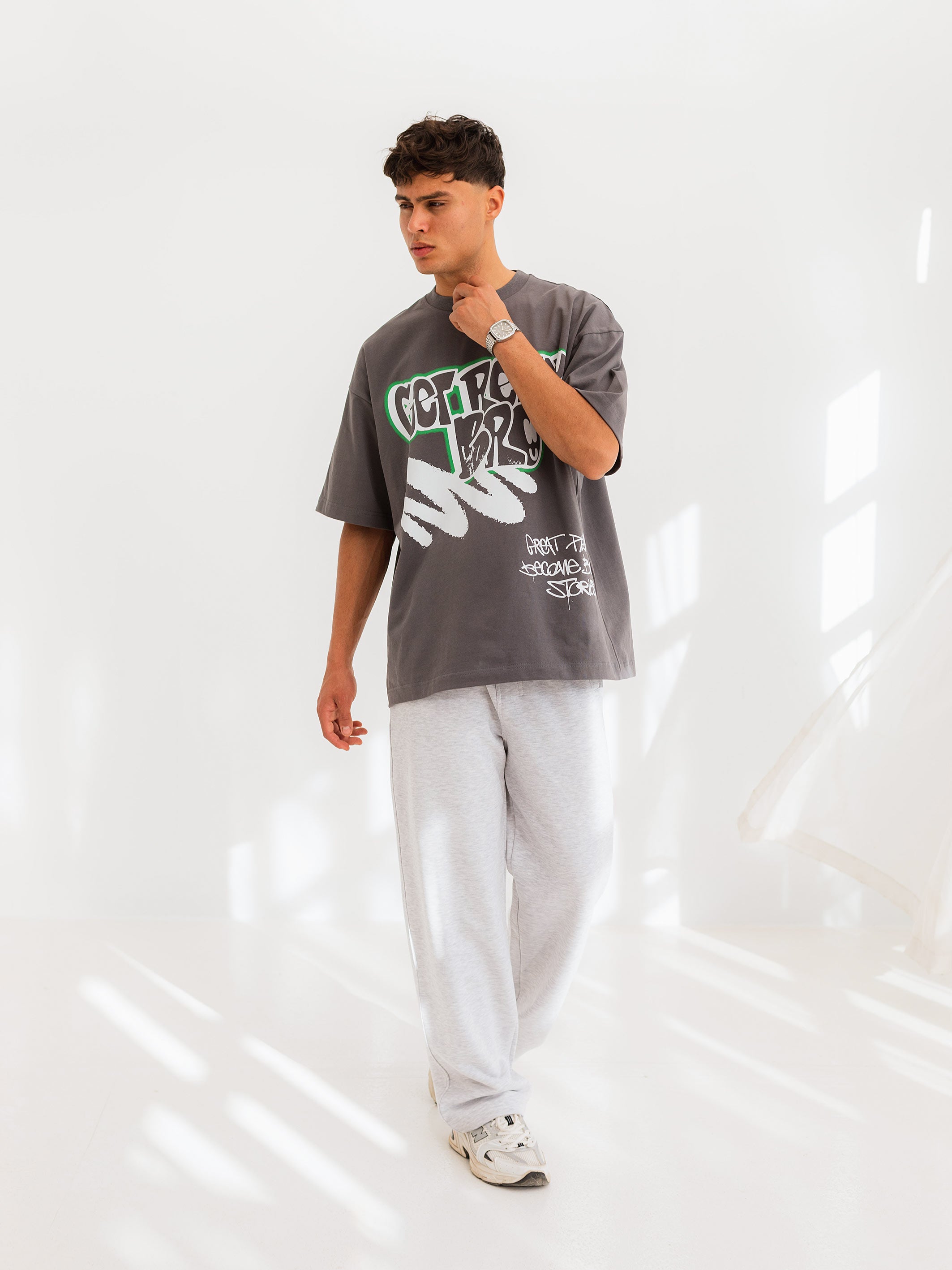 OVERSIZED GRAFFITI PRINTED TEE  GET READY - Grey