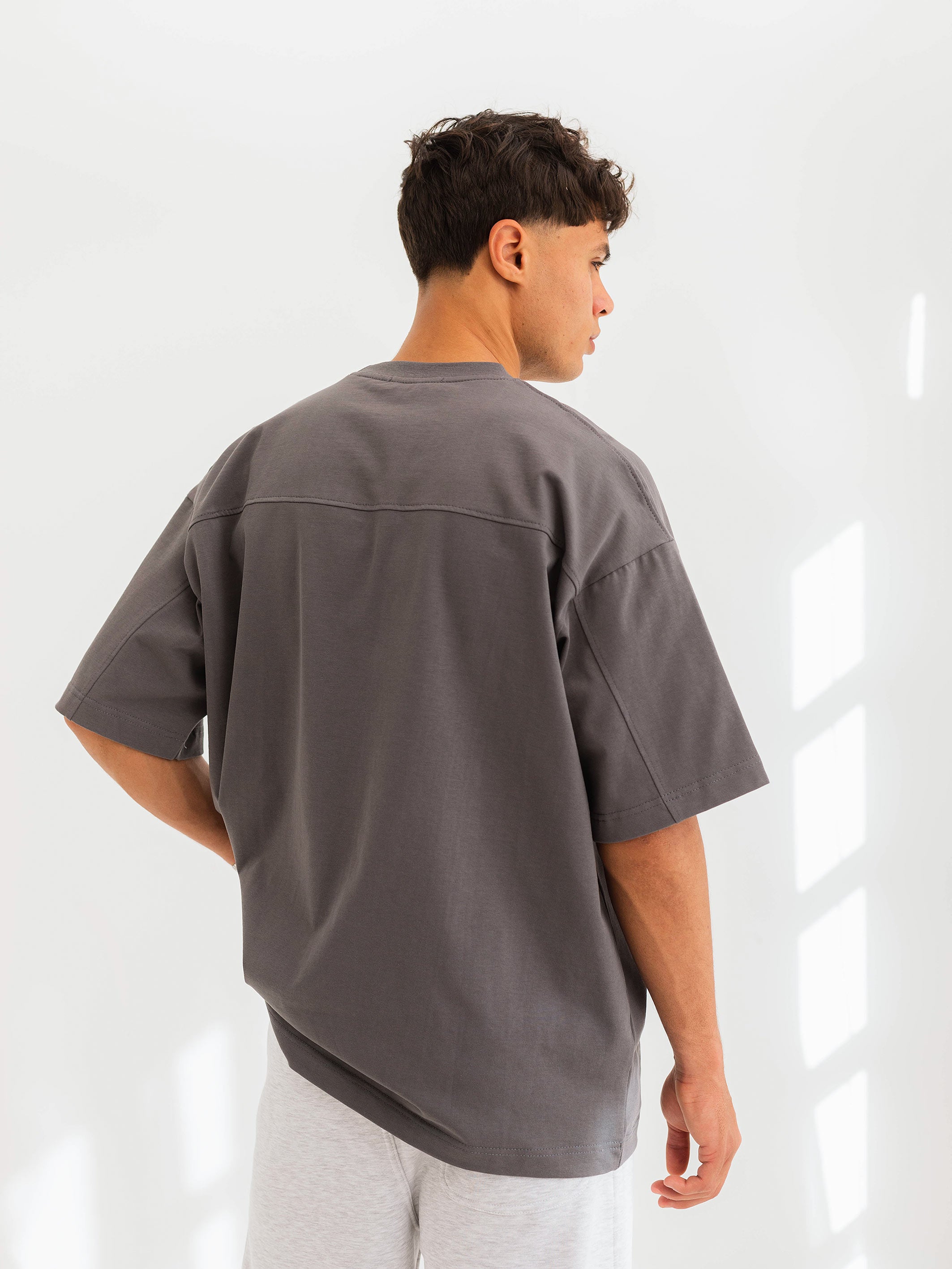 OVERSIZED GRAFFITI PRINTED TEE  GET READY - Grey