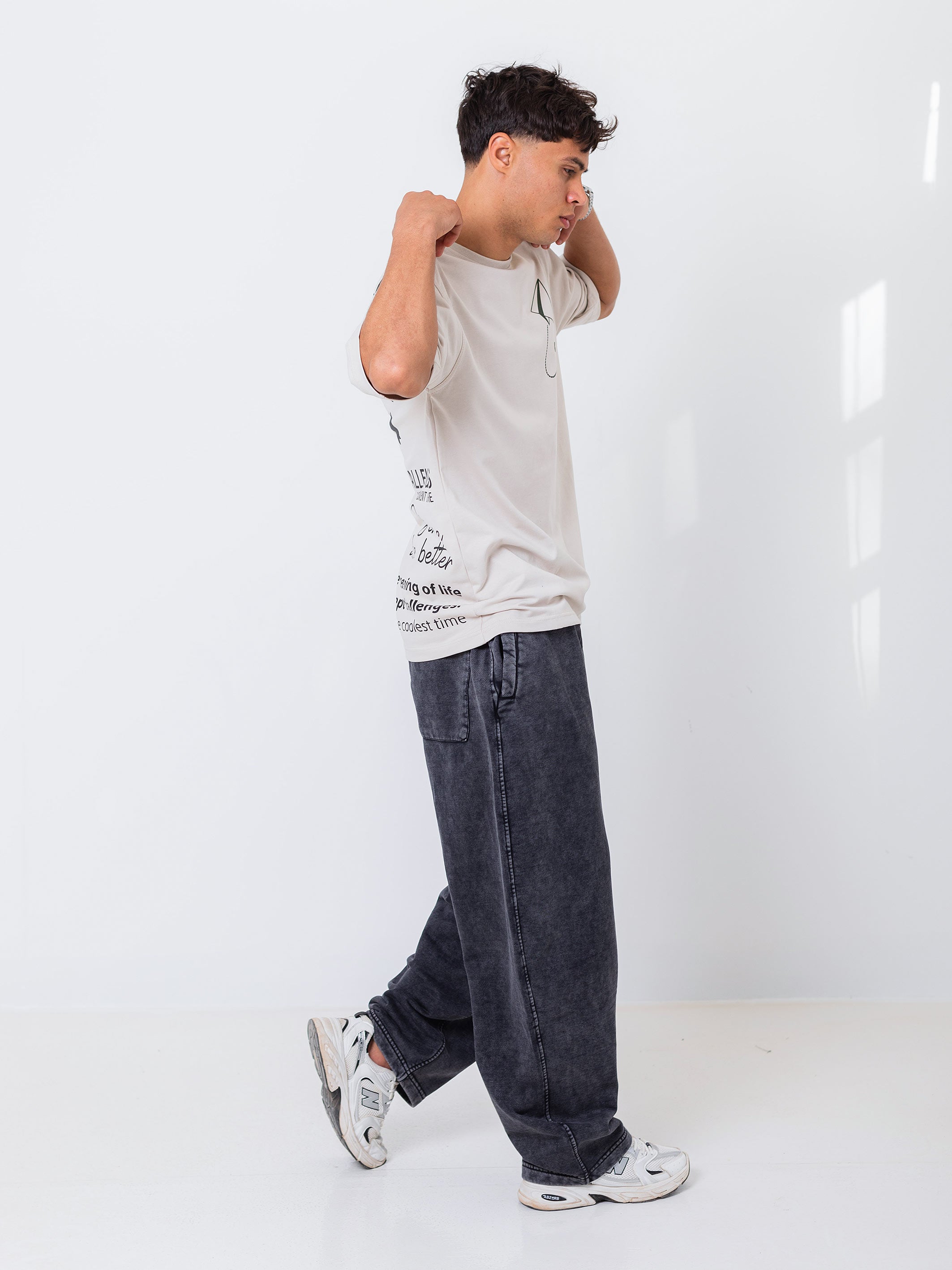 OVERSIZED PRINTED TEE  STRIVE - Beige