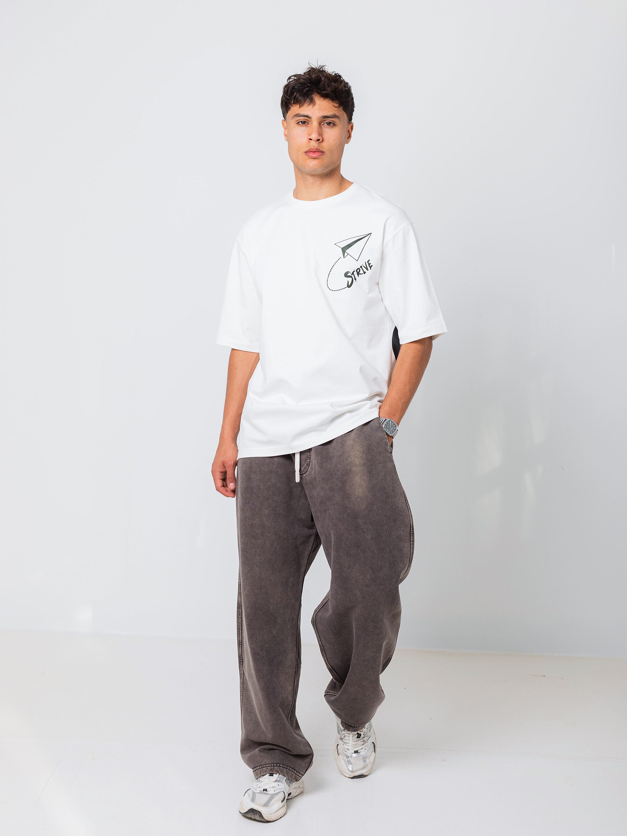 OVERSIZED PRINTED TEE  STRIVE - Off-White