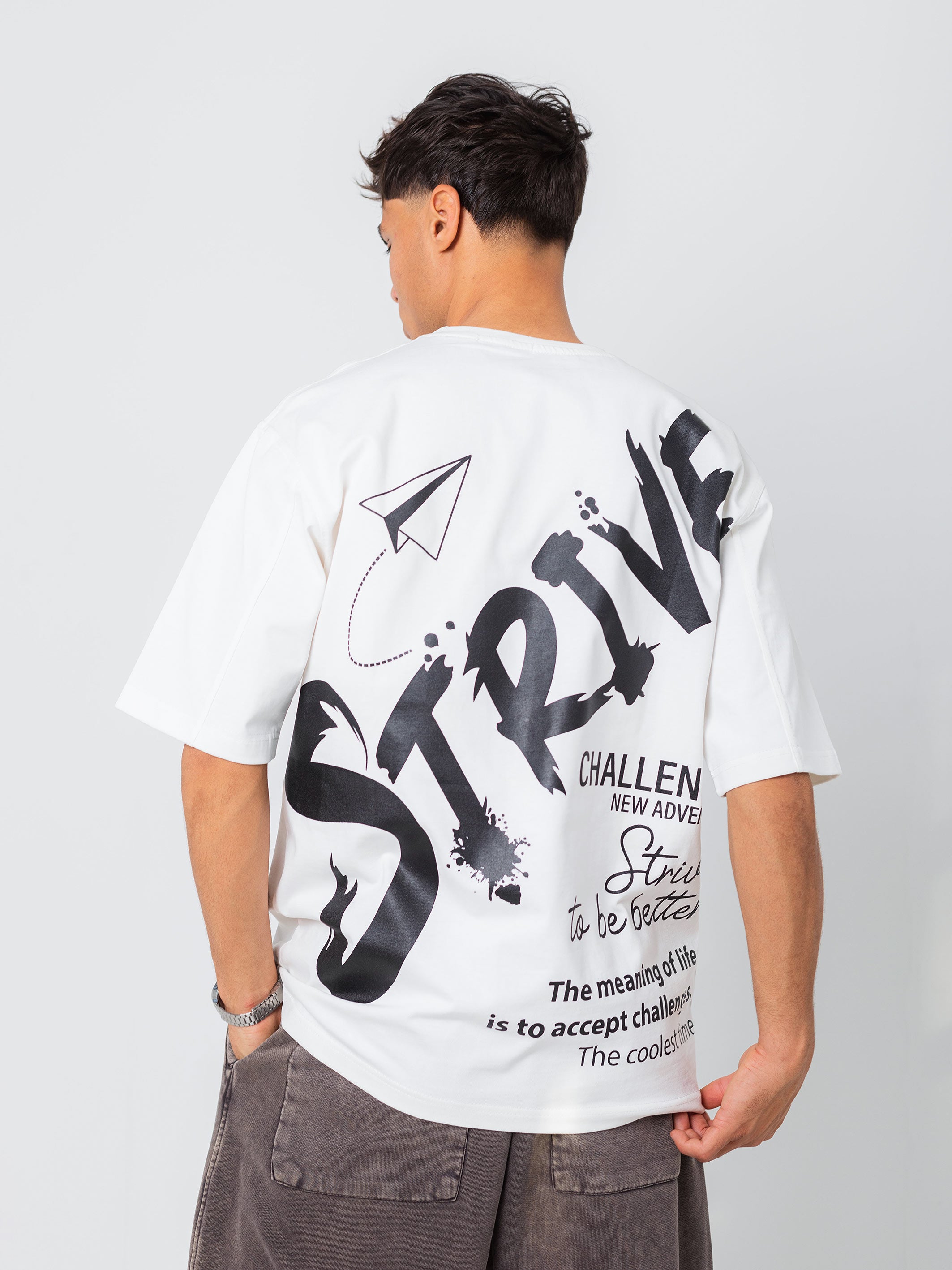 OVERSIZED PRINTED TEE  STRIVE - Off-White