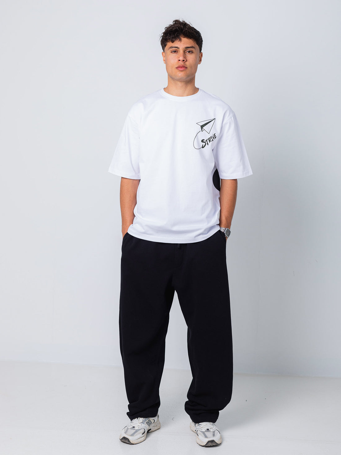OVERSIZED PRINTED TEE  STRIVE - White