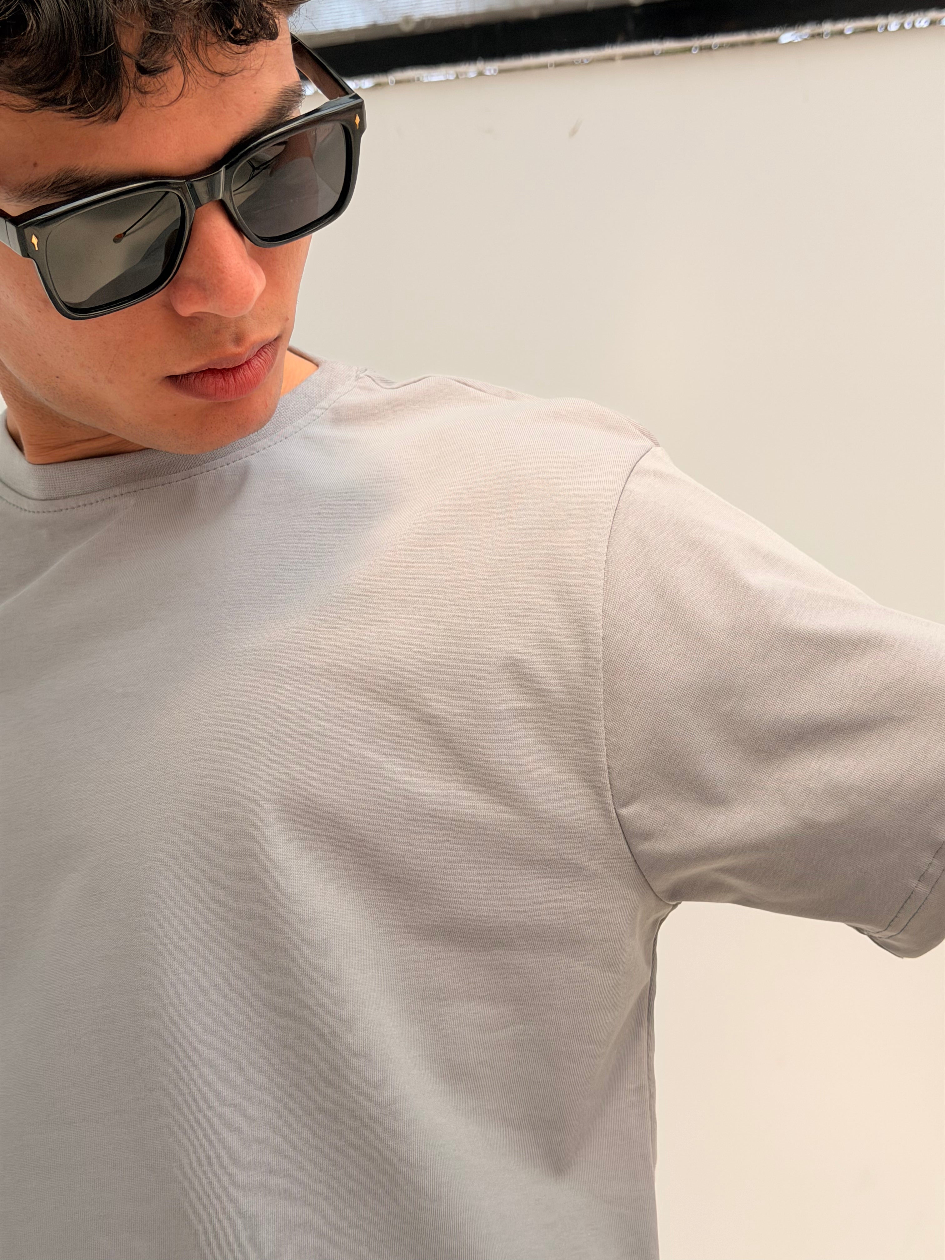 TEE BASIC - LGHIT GREY
